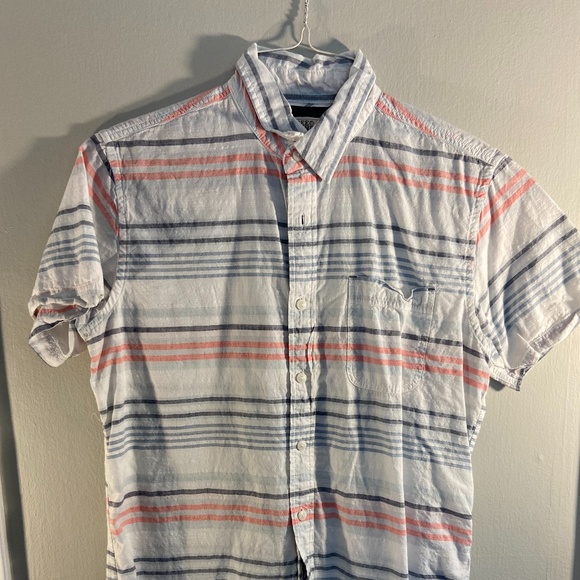 Free Planet Short Sleeve Casual Button Down - Picture 1 of 1